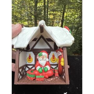 Santa North Pole Depot ORNAMENT HOLIDAY CLASSICS "Signs Of Christmas" 1998 -S56
